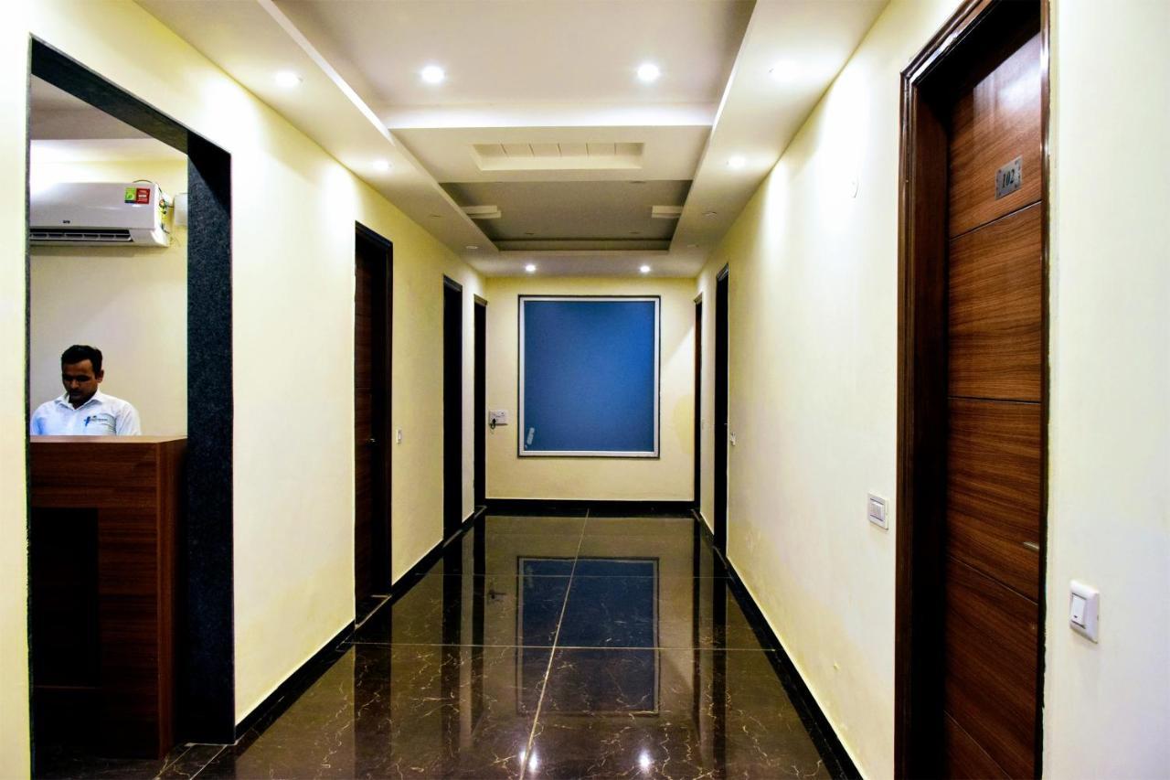 Hotel When In Gurgaon - Opposite To Artemis Hospital Luaran gambar