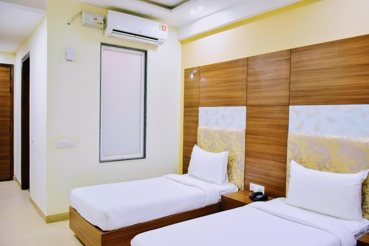 Hotel When In Gurgaon - Opposite To Artemis Hospital Luaran gambar